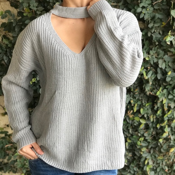 Choker Sweater - Picture 3 of 5